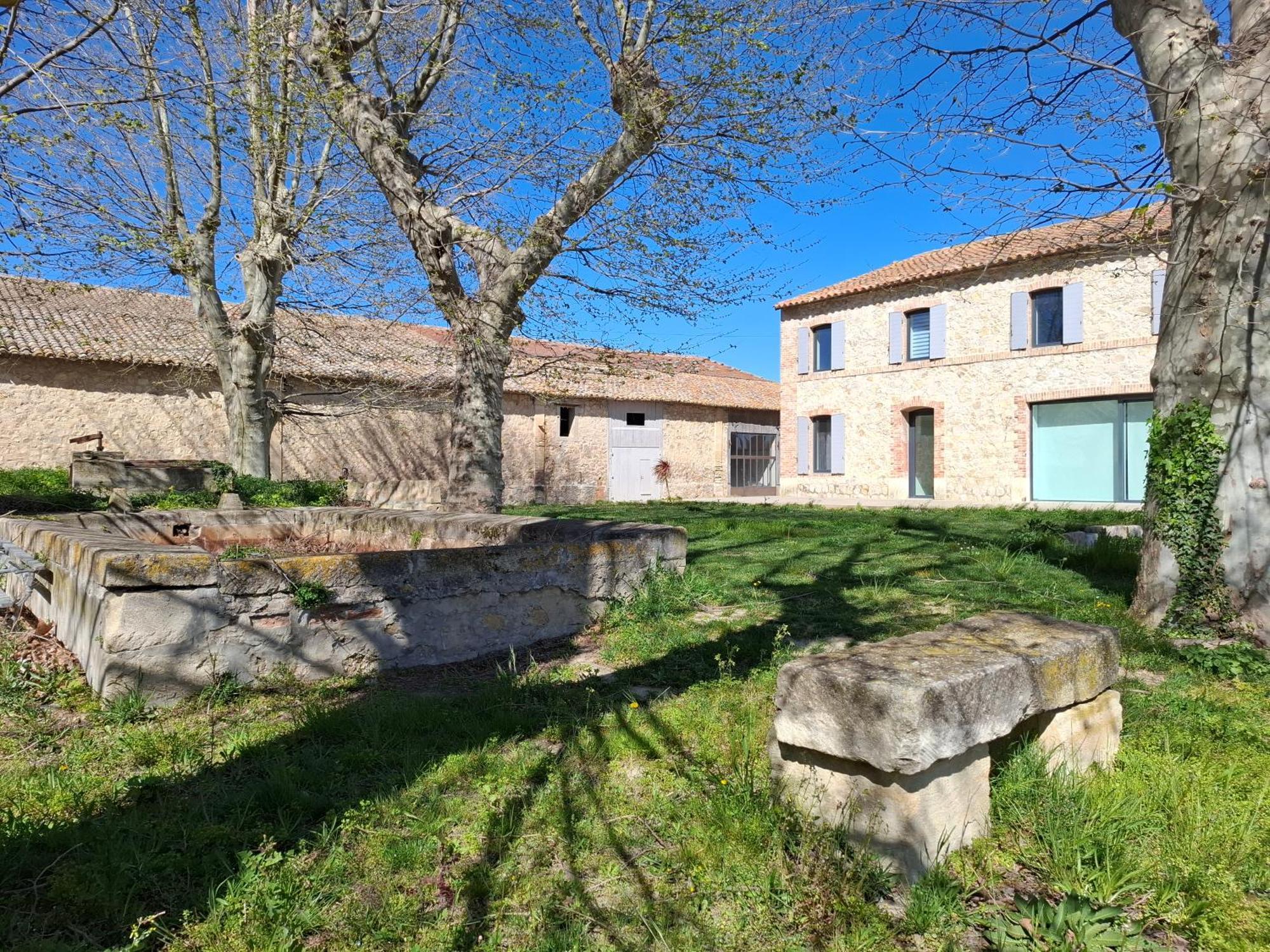 Mas De Bonnafoux Villa Beaucaire  Bagian luar foto